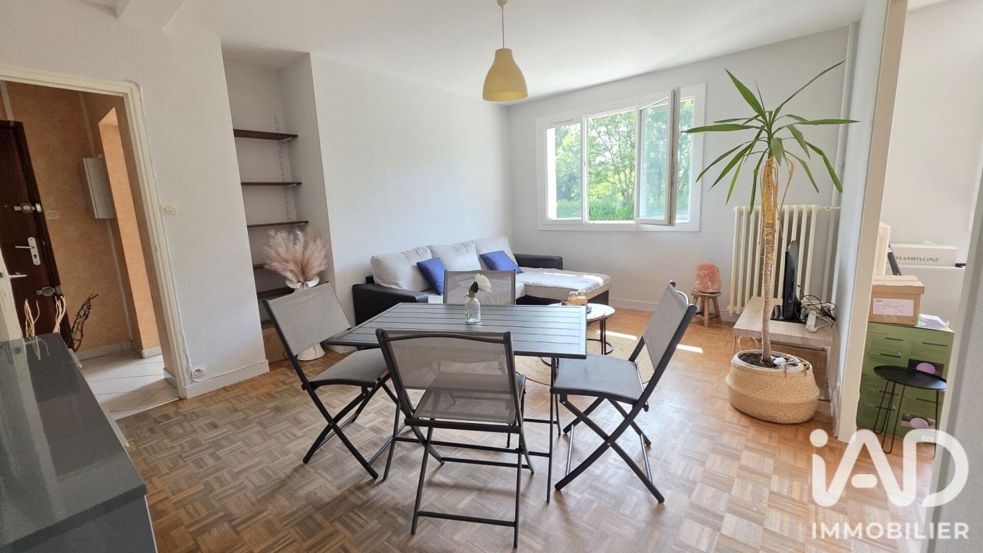 Appartement 4 Pièce(s) Domène