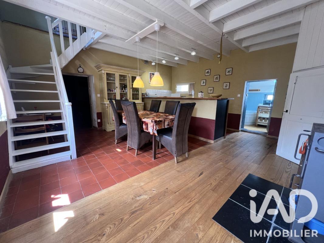 Maison 5 Pièce(s) Saint-Aubin-le-Monial - Photo 4