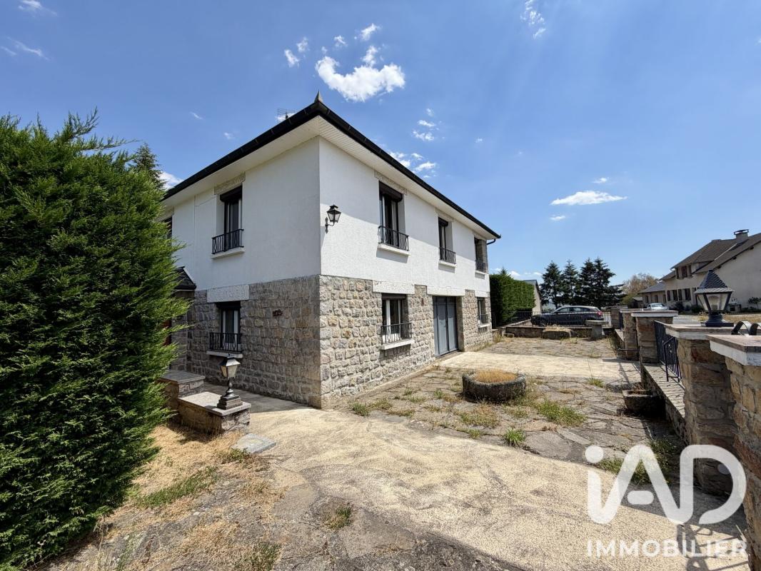 Maison 9 Pièce(s) Peyre en Aubrac - Photo 3