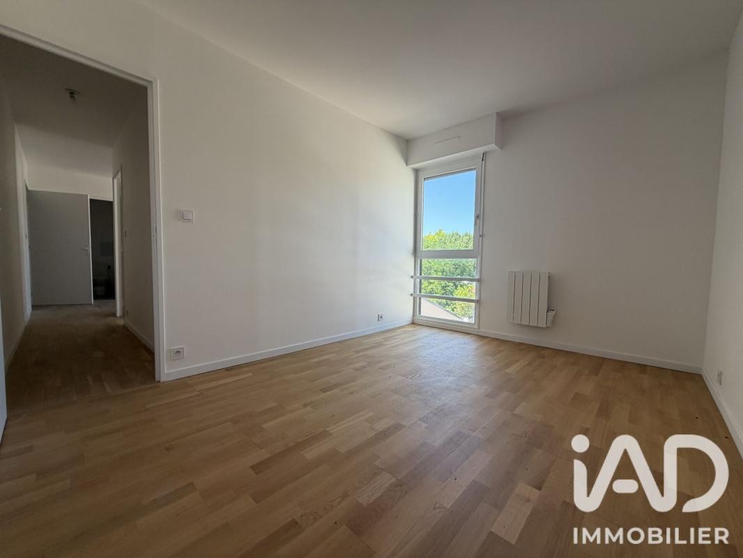 Appartement 4 Pièce(s) Champs-sur-Marne - Photo 2