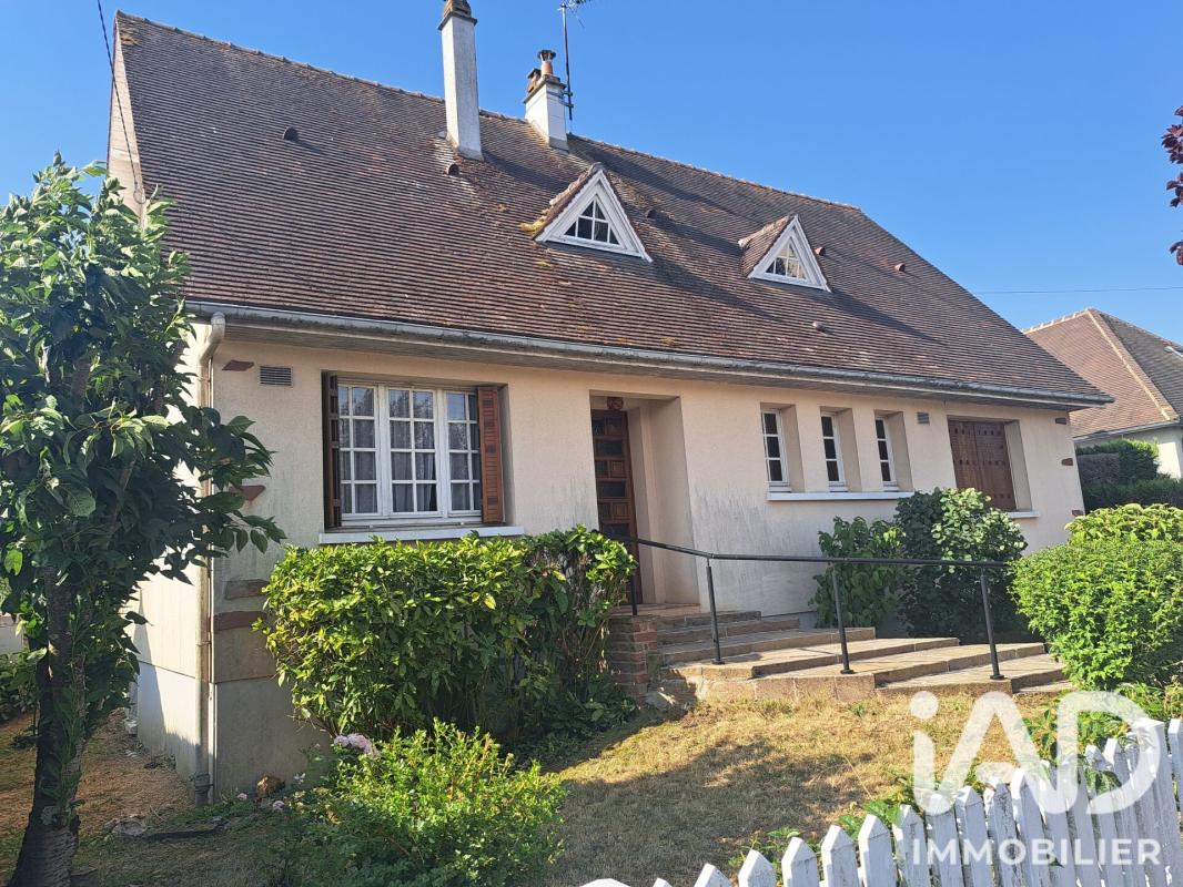 Maison 6 Pièce(s) Brou