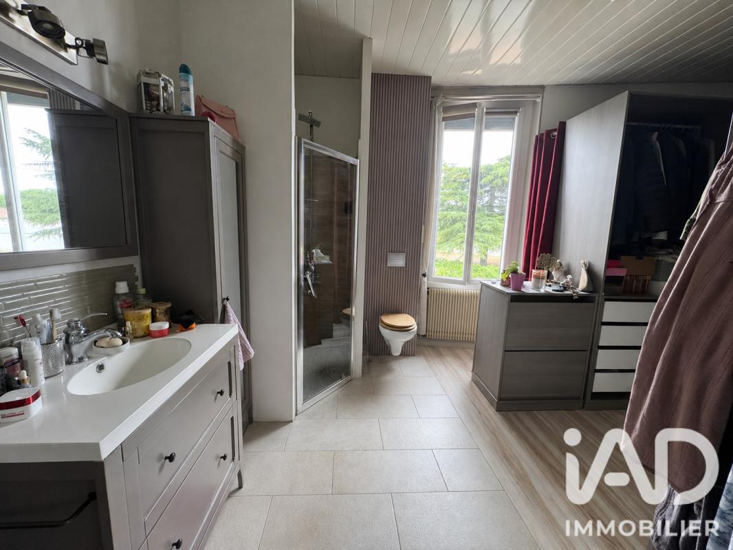 Maison 4 Pièce(s) Gond-Pontouvre - Photo 9