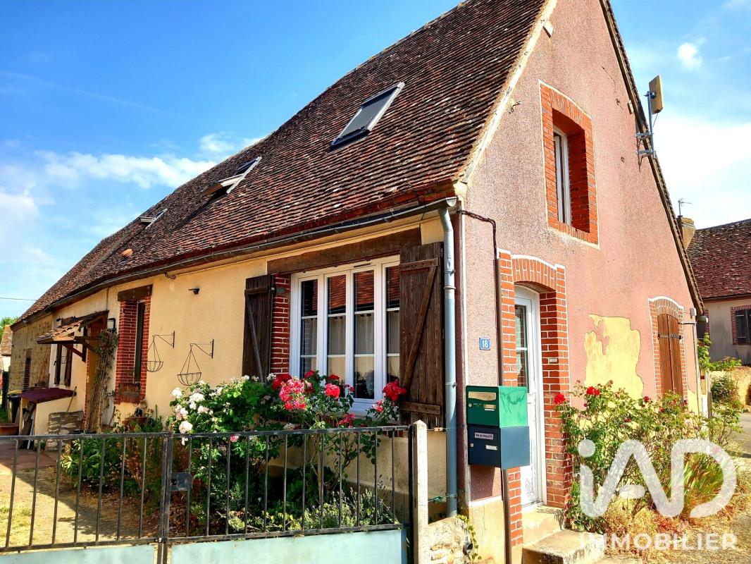 Maison de village 5 Pièce(s) Saintigny
