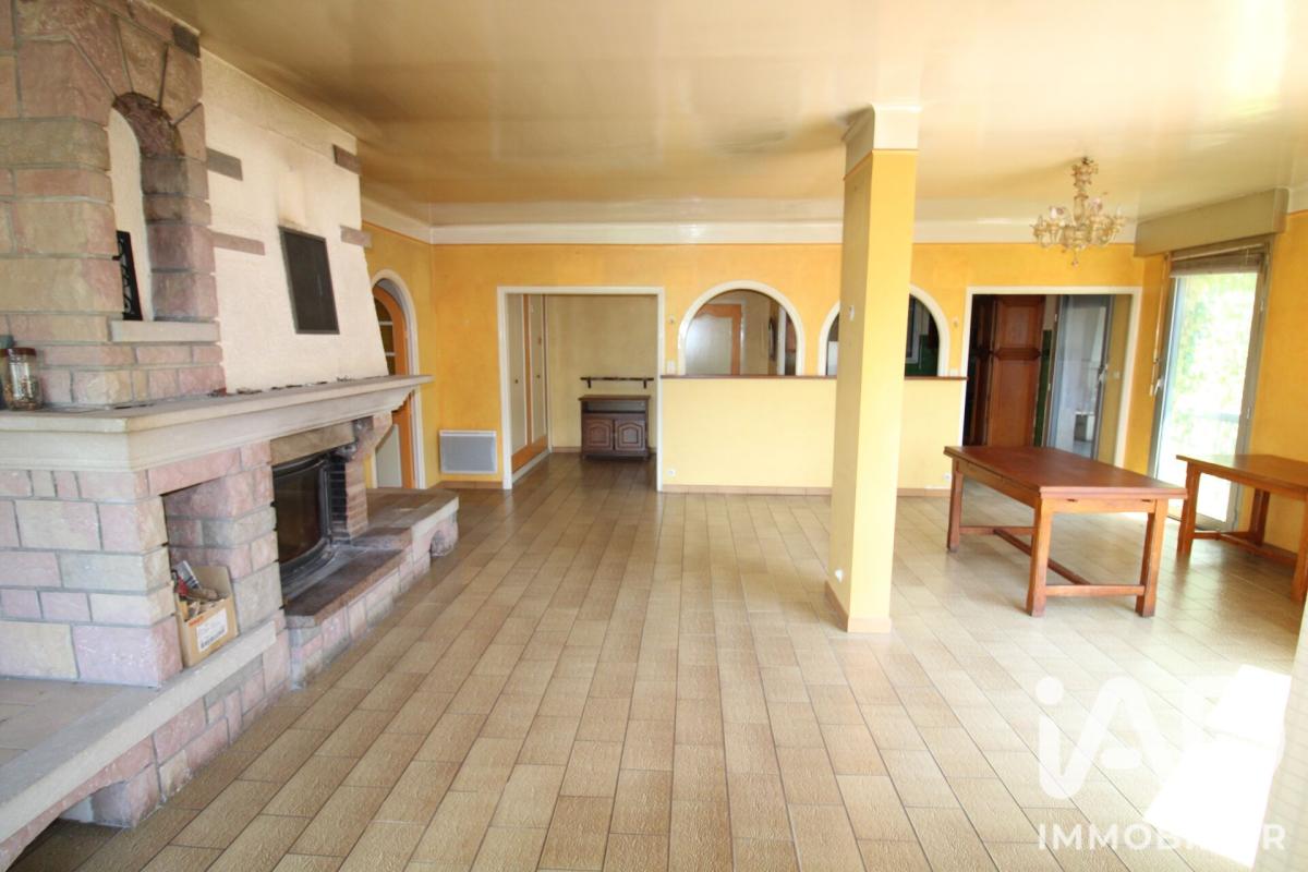 Appartement 8 Pièce(s) Saint-Laurent-de-Cerdans - Photo 5