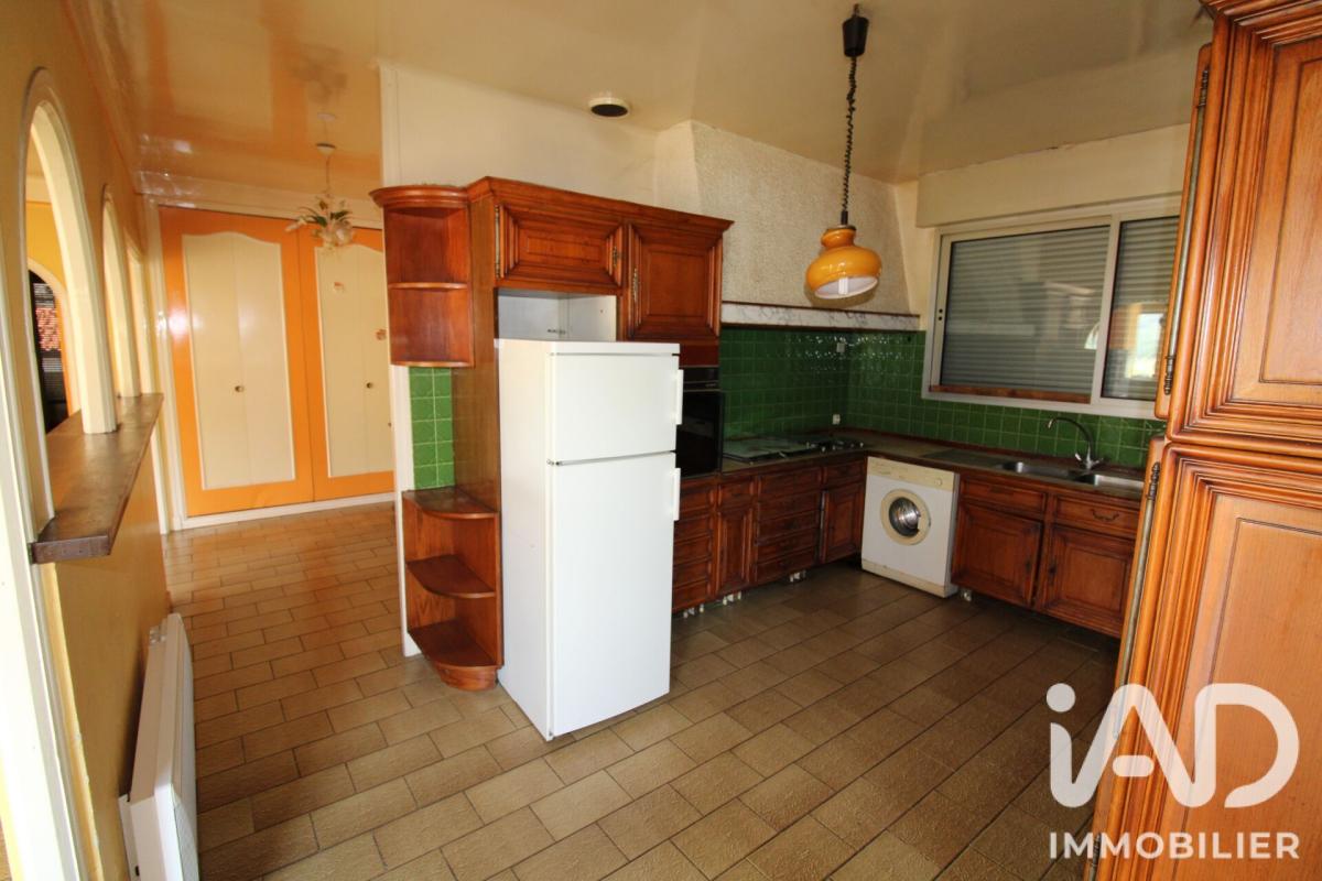 Appartement 8 Pièce(s) Saint-Laurent-de-Cerdans - Photo 10