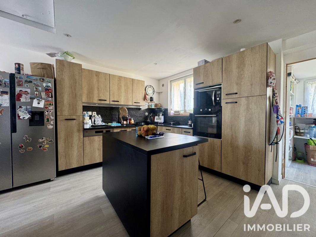 Maison 4 Pièce(s) Étrépilly - Photo 2