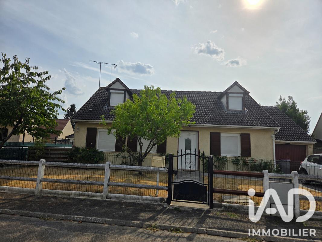 Maison traditionnelle 5 Pièce(s) Châtenay-sur-Seine
