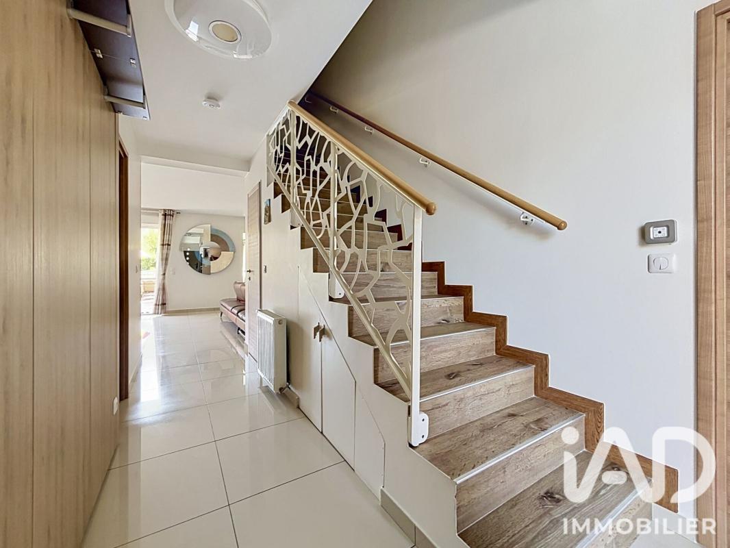 Maison 7 Pièce(s) Villeneuve-Saint-Denis - Photo 8