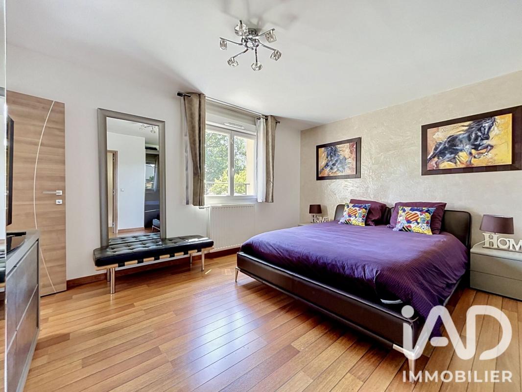 Maison 7 Pièce(s) Villeneuve-Saint-Denis - Photo 13