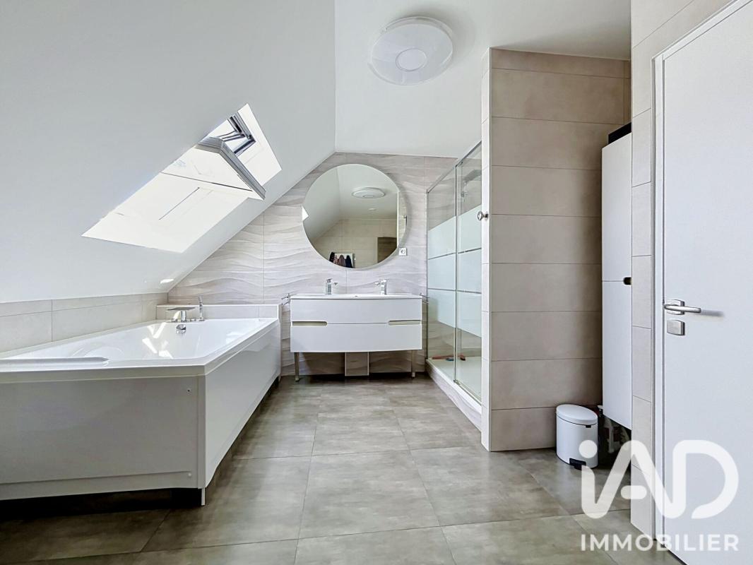 Maison 7 Pièce(s) Villeneuve-Saint-Denis - Photo 18