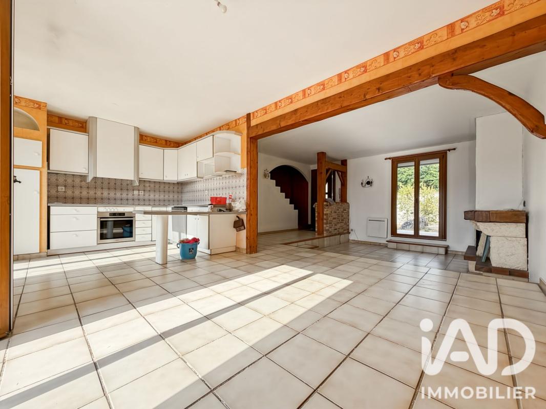 Maison 8 Pièce(s) La Ferté-Alais - Photo 2