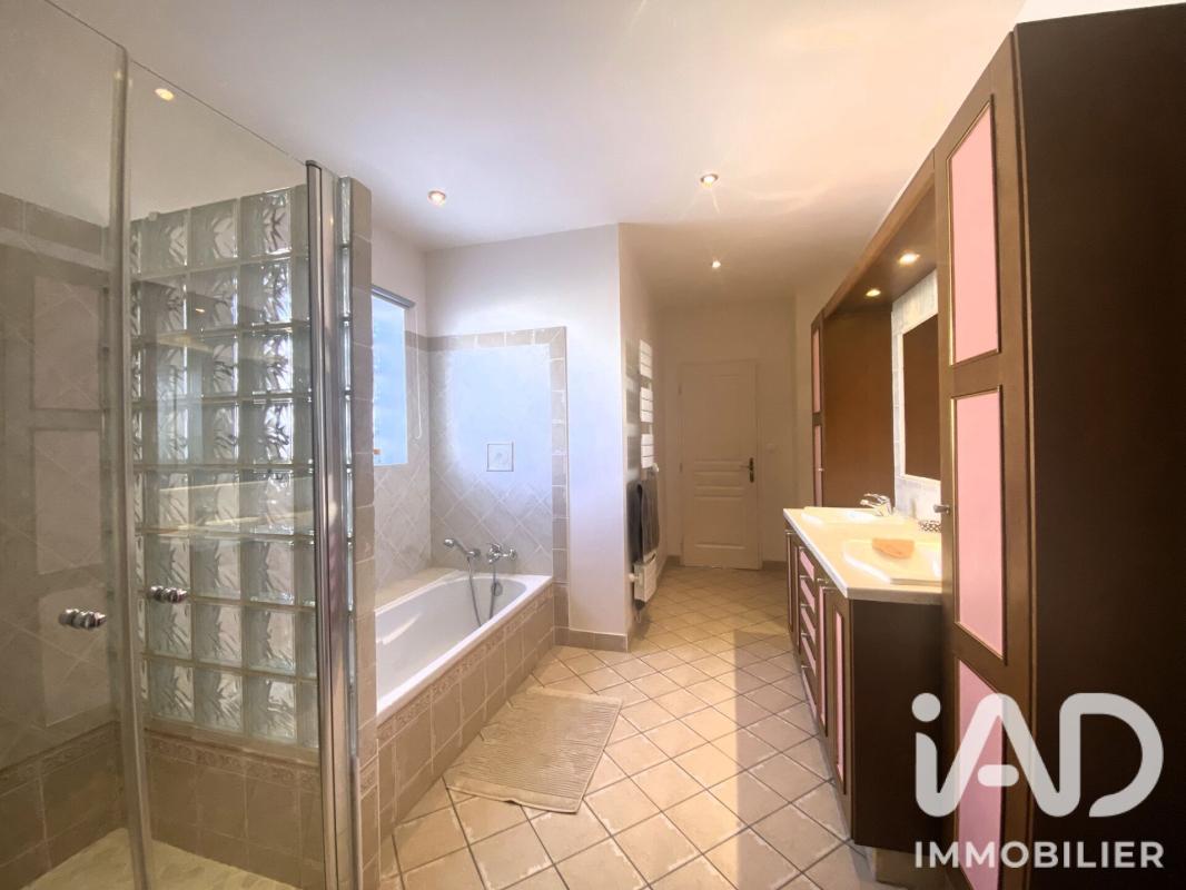 Maison 7 Pièce(s) L'Isle-sur-la-Sorgue - Photo 15