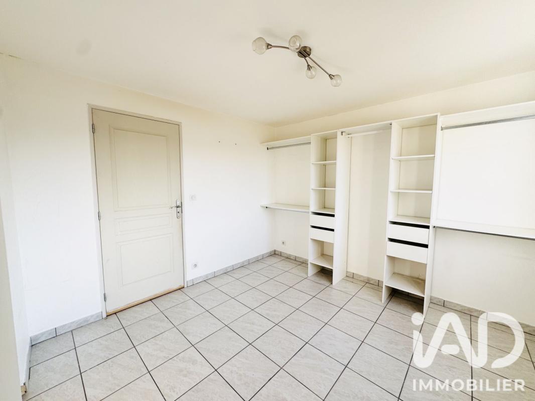 Maison 7 Pièce(s) Sainte-Agathe-la-Bouteresse - Photo 10