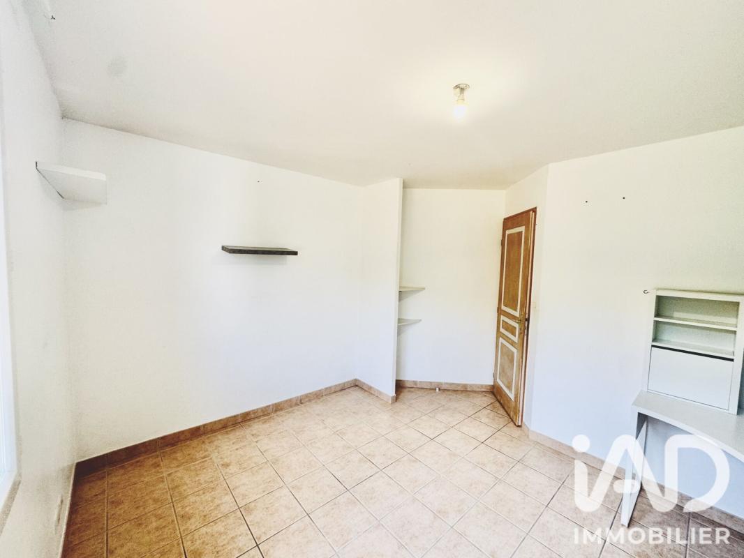 Maison 7 Pièce(s) Sainte-Agathe-la-Bouteresse - Photo 15