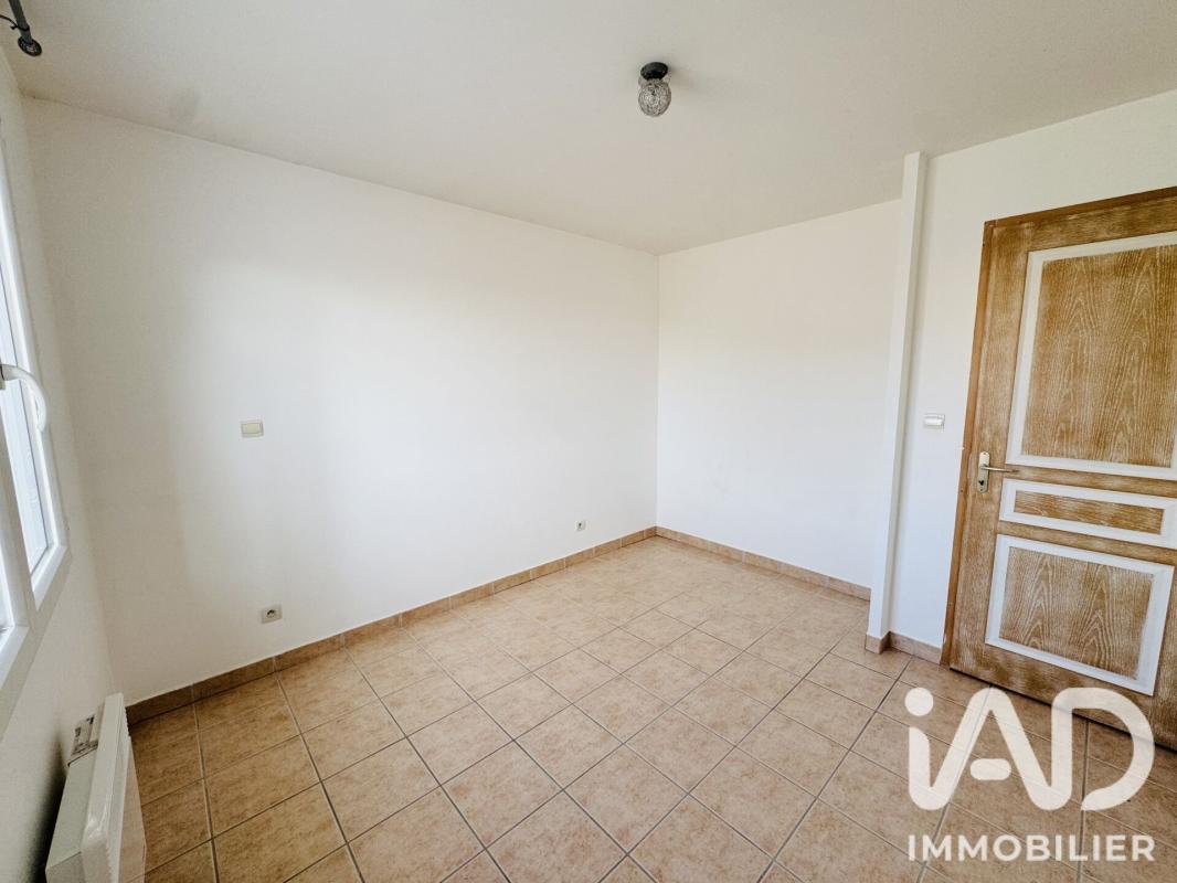 Maison 7 Pièce(s) Sainte-Agathe-la-Bouteresse - Photo 17