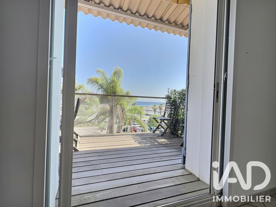 Appartement 3 Pièce(s) Saint-Cyr-sur-Mer - Photo 2