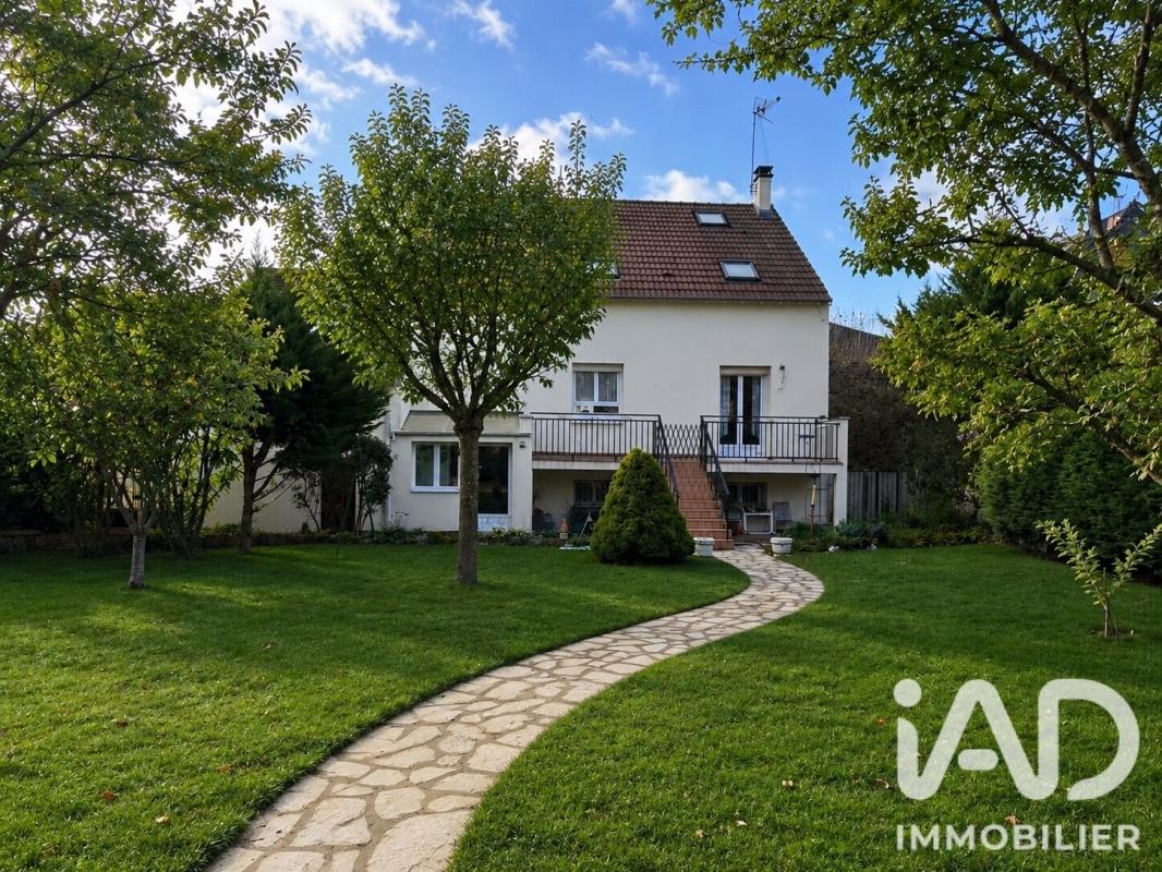 Maison 8 Pièce(s) Sainte-Geneviève-des-Bois - Photo 18