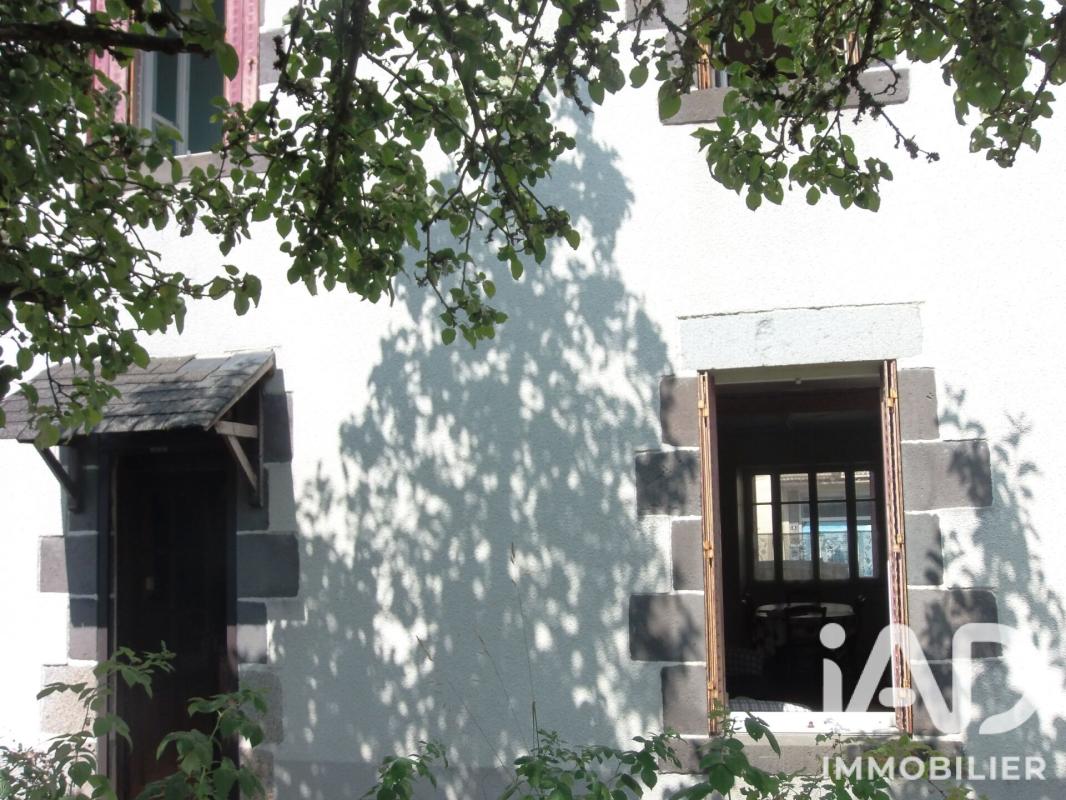 Maison de ville 7 Pièce(s) Giat