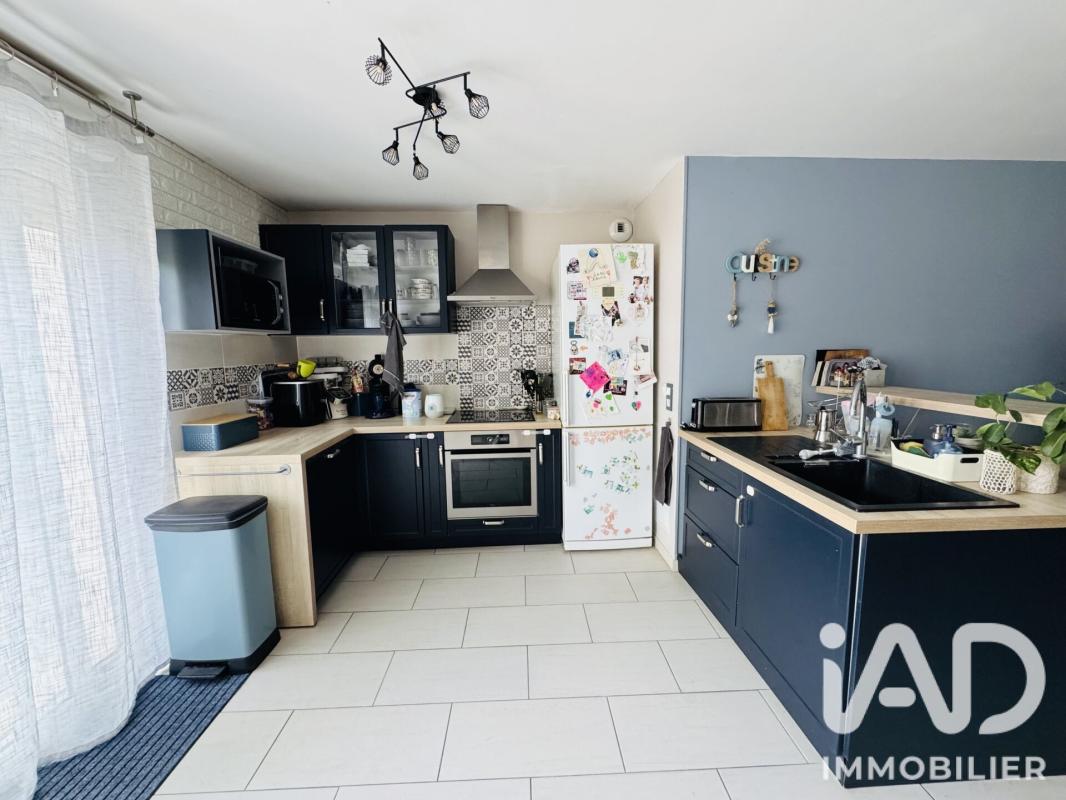 Maison 4 Pièce(s) Le Mesnil-Saint-Denis - Photo 4
