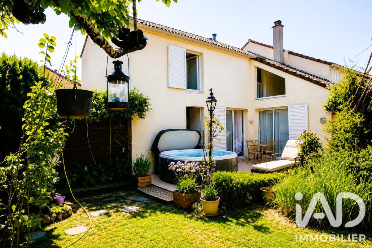 Maison 5 Pièce(s) Breuillet