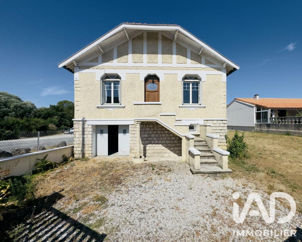 Maison 4 Pièce(s) La Couronne