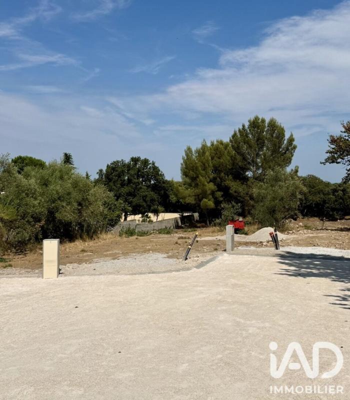 Terrain  Nîmes