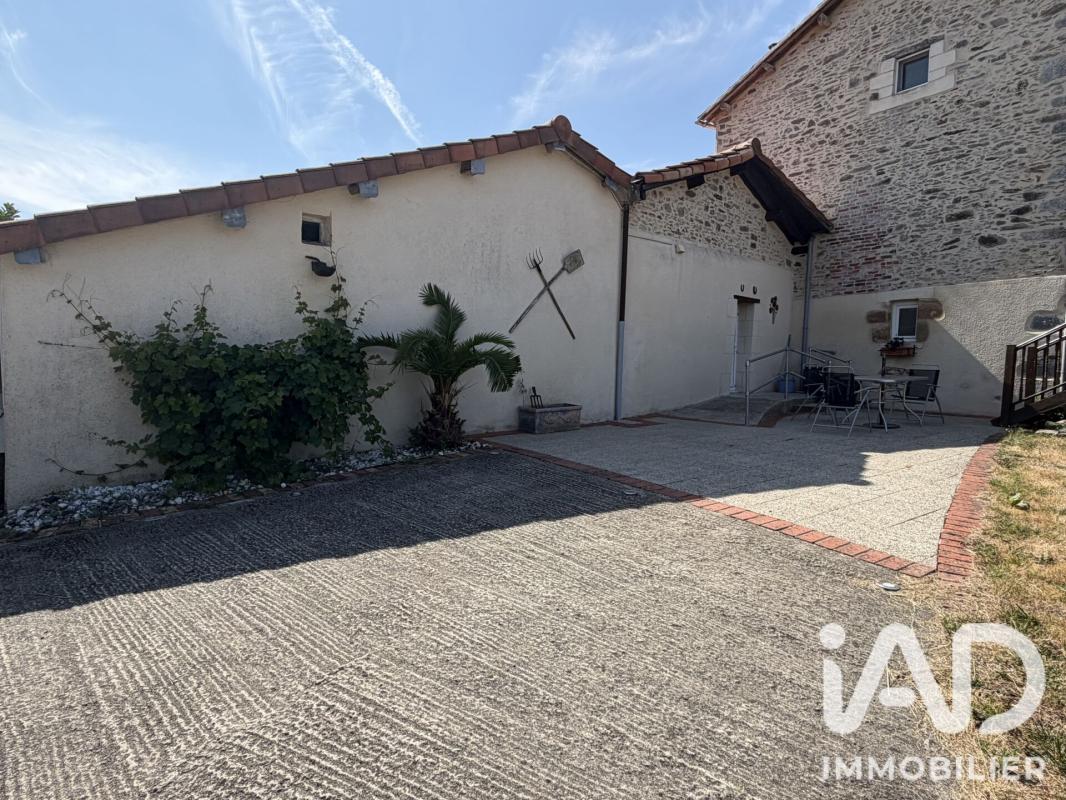 Maison 7 Pièce(s) Le Busseau - Photo 23