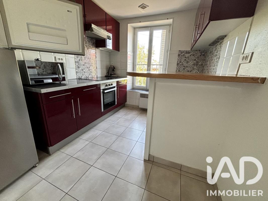 Immeuble  Charleville-Mézières - Photo 1