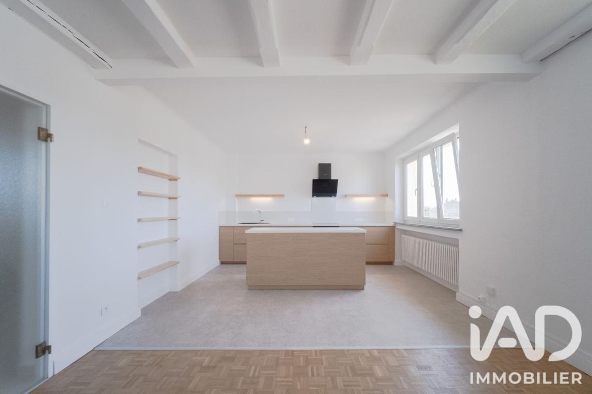 Appartement 6 Pièce(s) Saint-Privat-la-Montagne