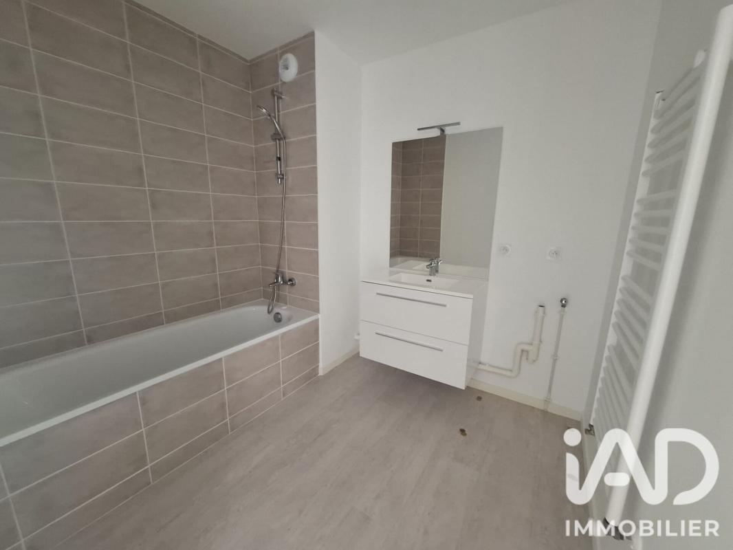Appartement 4 Pièce(s) Saint-Père-en-Retz - Photo 8