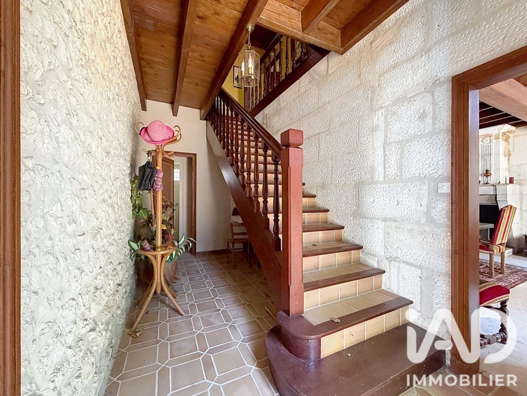 Maison 10 Pièce(s) Saint-Pierre-du-Palais - Photo 6