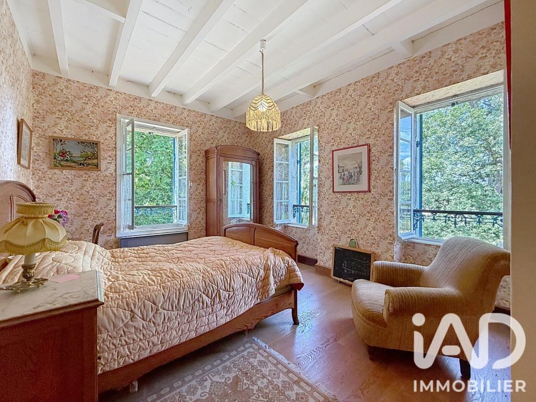 Maison 10 Pièce(s) Saint-Pierre-du-Palais - Photo 11