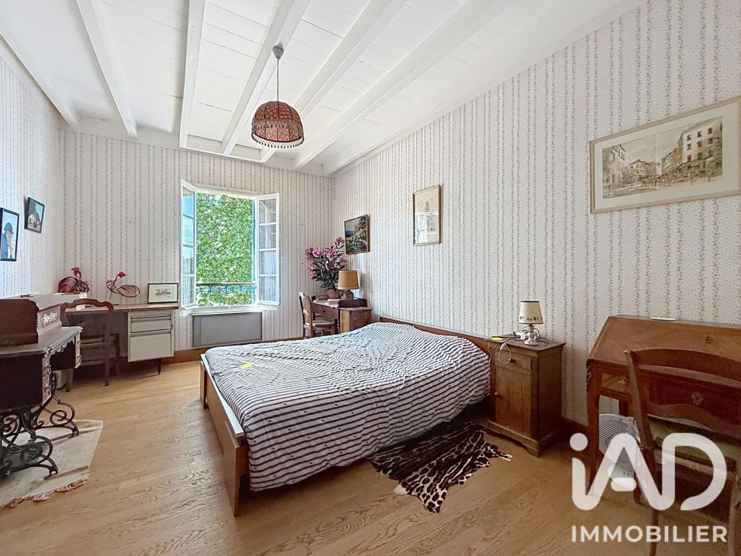 Maison 10 Pièce(s) Saint-Pierre-du-Palais - Photo 15