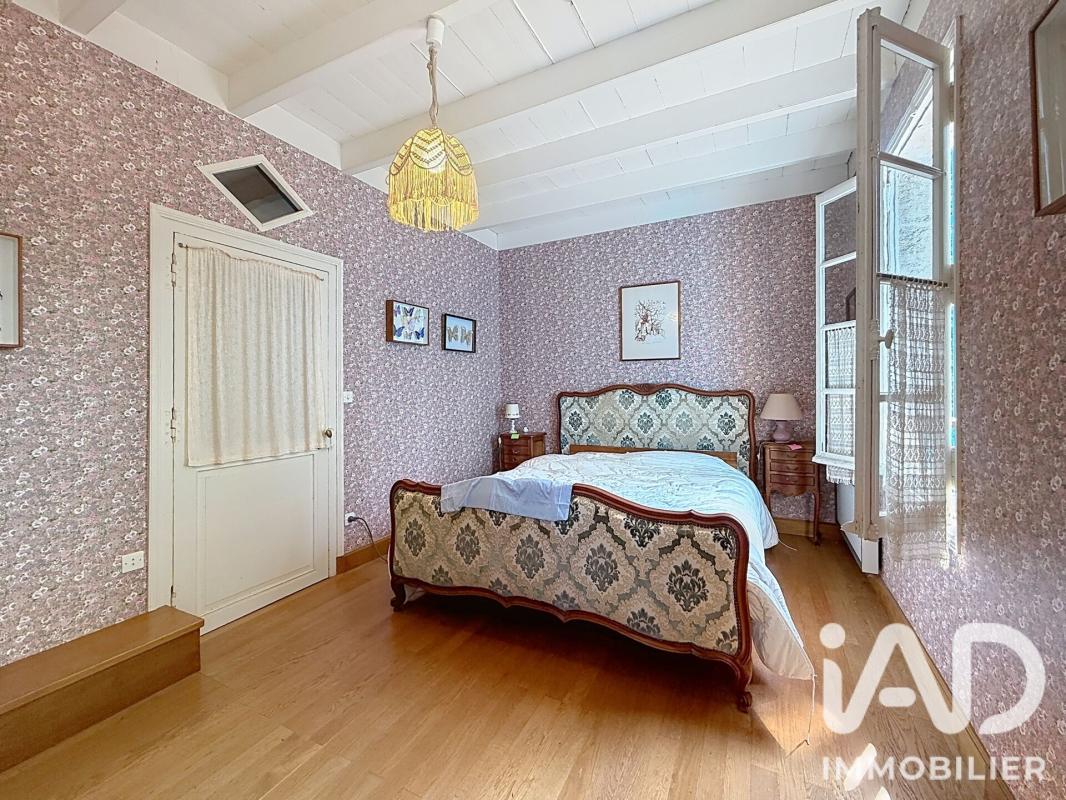 Maison 10 Pièce(s) Saint-Pierre-du-Palais - Photo 17