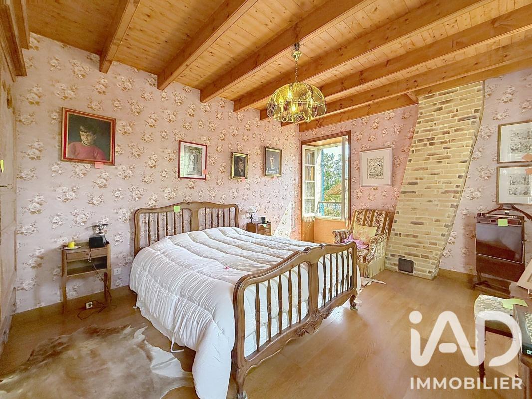 Maison 10 Pièce(s) Saint-Pierre-du-Palais - Photo 19