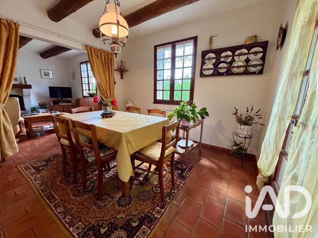 Maison 4 Pièce(s) Saint-Saturnin-lès-Avignon - Photo 14