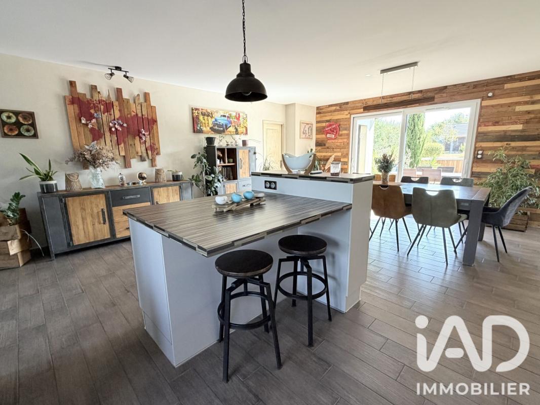 Maison 7 Pièce(s) Yèvres - Photo 3