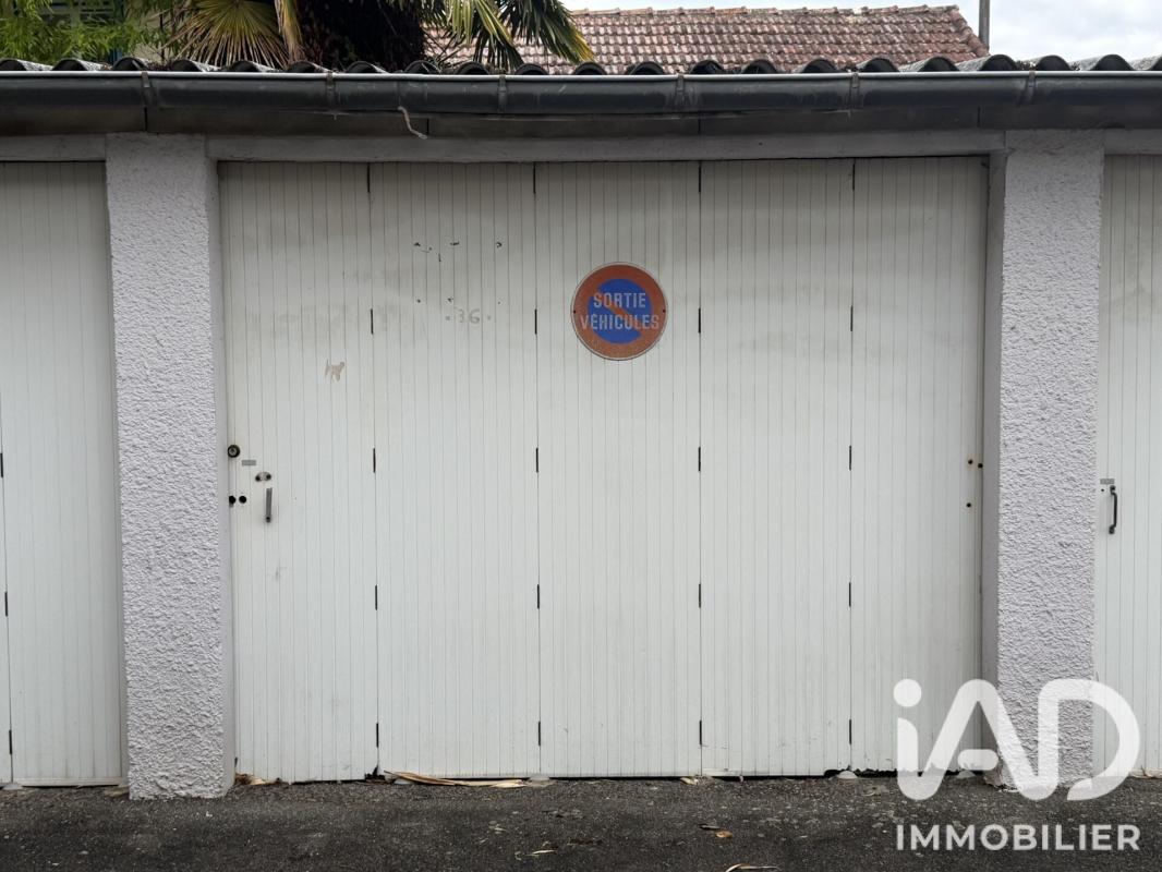 Parking  Pau