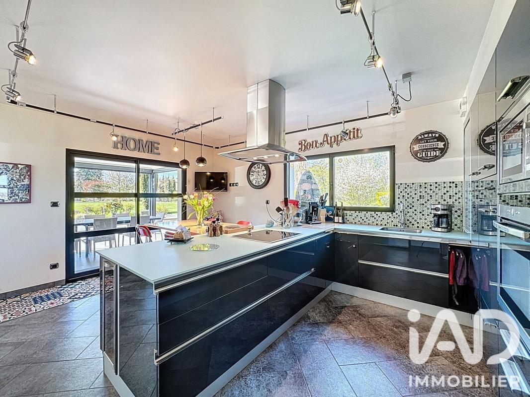 Maison 8 Pièce(s) Franqueville-Saint-Pierre - Photo 9