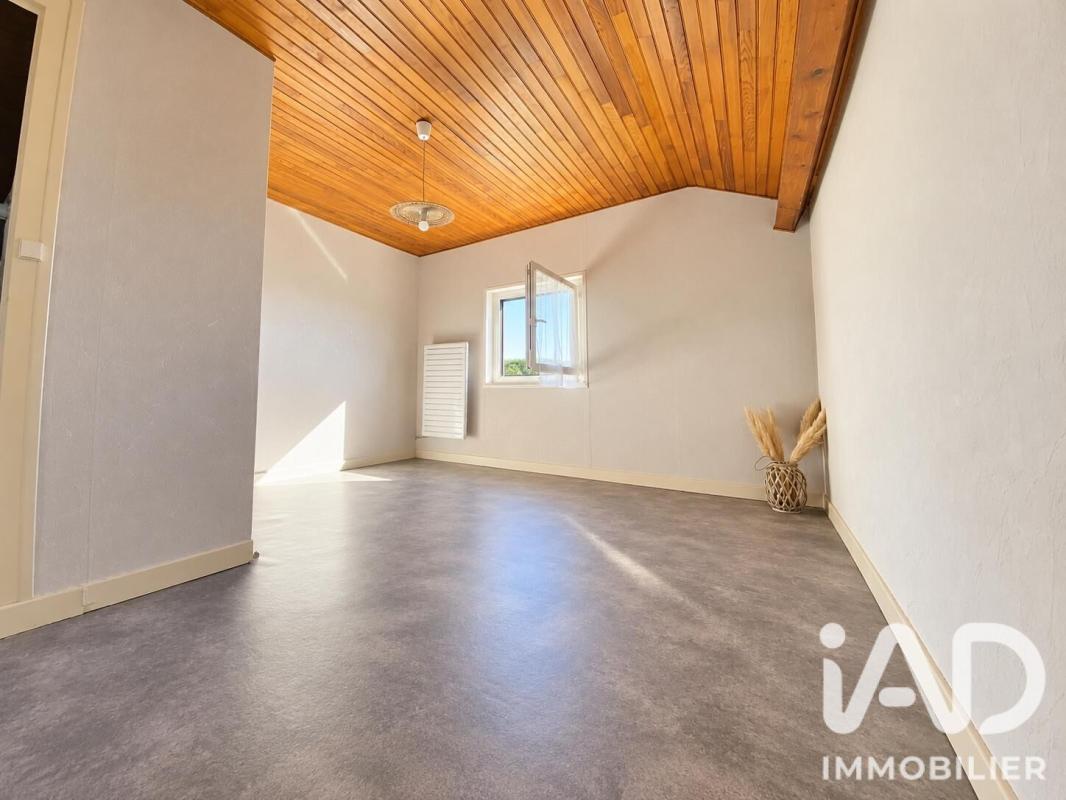 Maison 4 Pièce(s) Saint-André-le-Puy - Photo 8