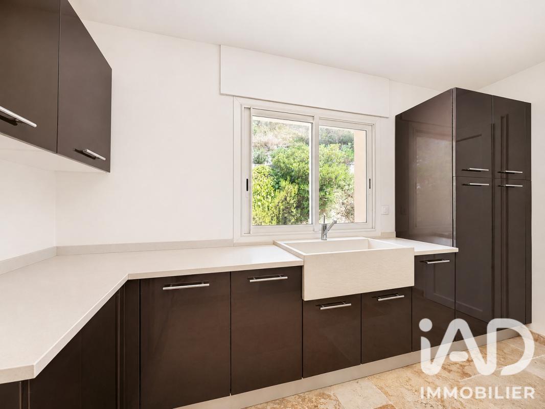 Maison 7 Pièce(s) Roquefort-les-Pins - Photo 12