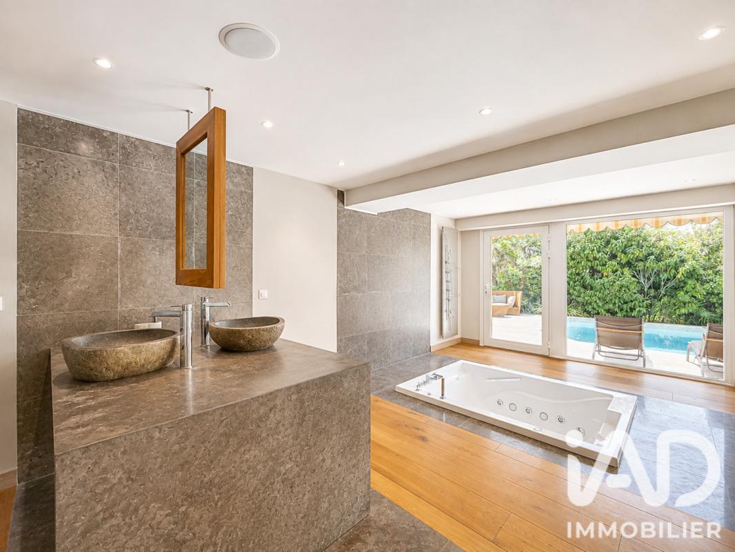 Maison 7 Pièce(s) Roquefort-les-Pins - Photo 17