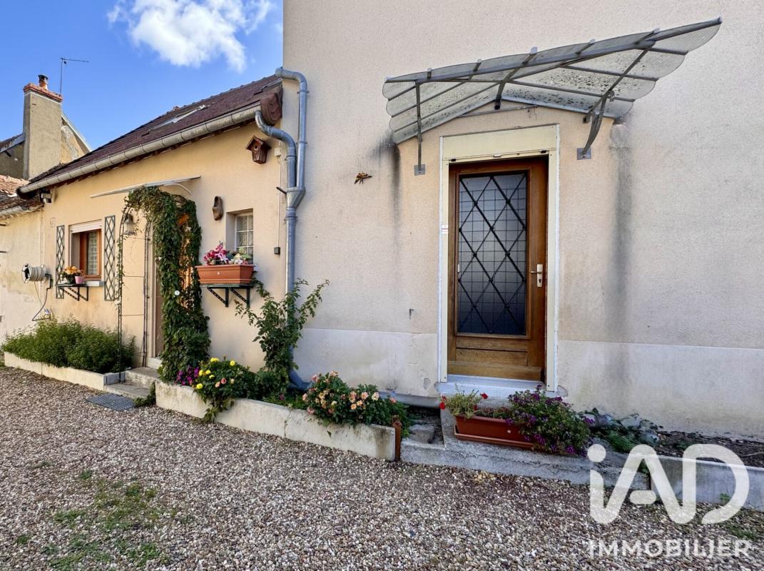 Maison 8 Pièce(s) Sury-ès-Bois - Photo 3