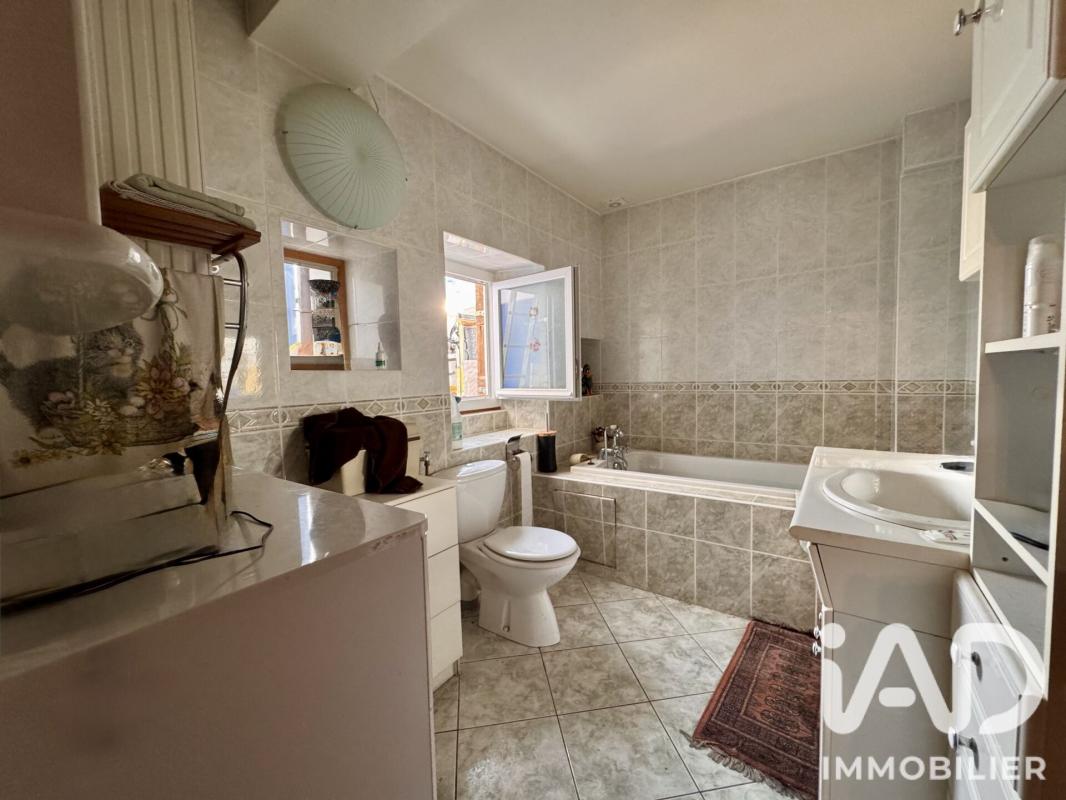 Maison 8 Pièce(s) Sury-ès-Bois - Photo 14