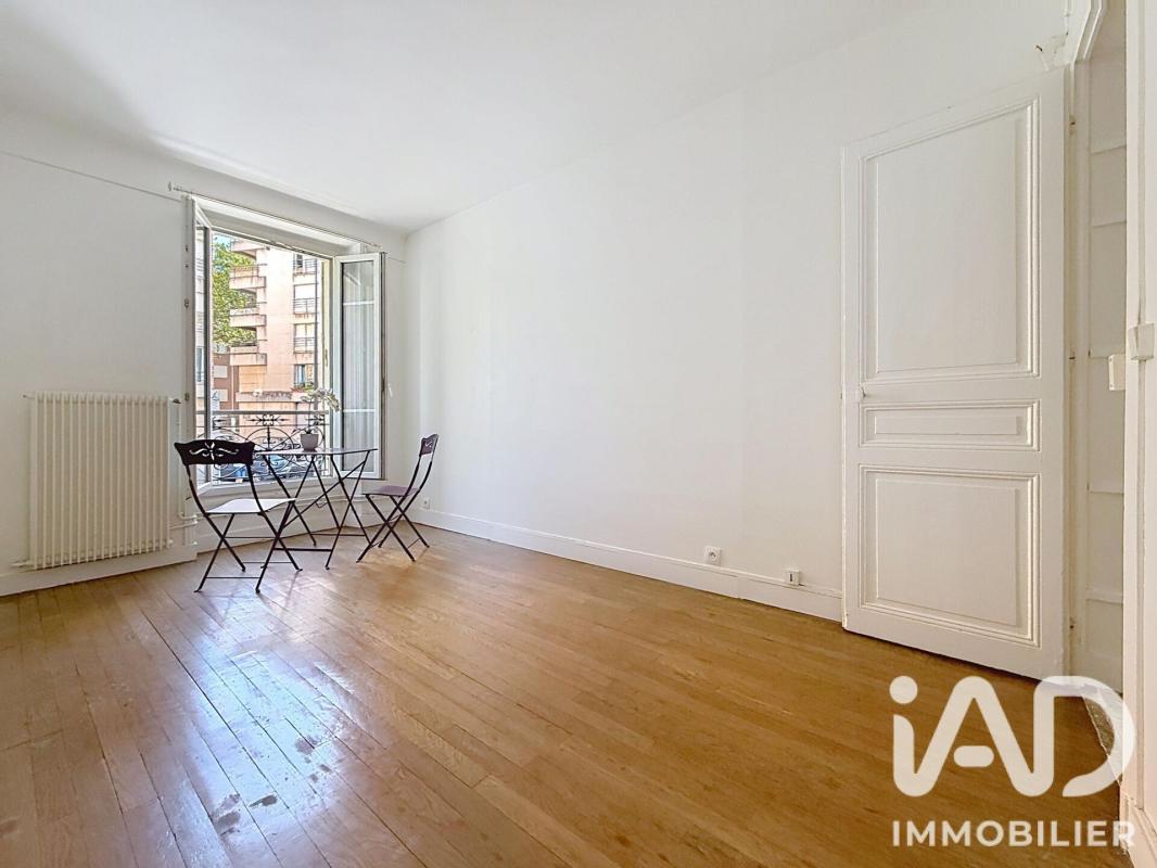 Appartement 2 Pièce(s) Paris 19eme Arrondissement