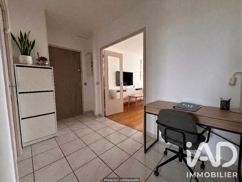 Appartement 3 Pièce(s) Plaisir