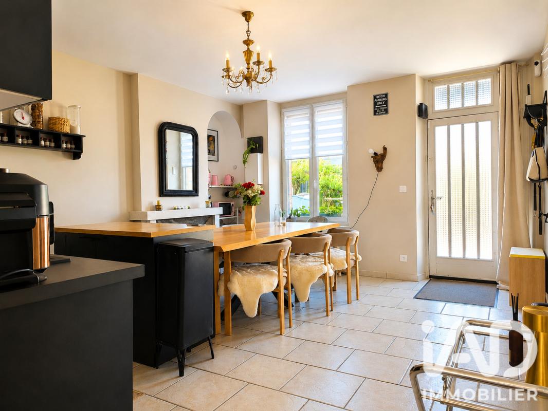 Maison 7 Pièce(s) Saint-Germain-des-Prés - Photo 3