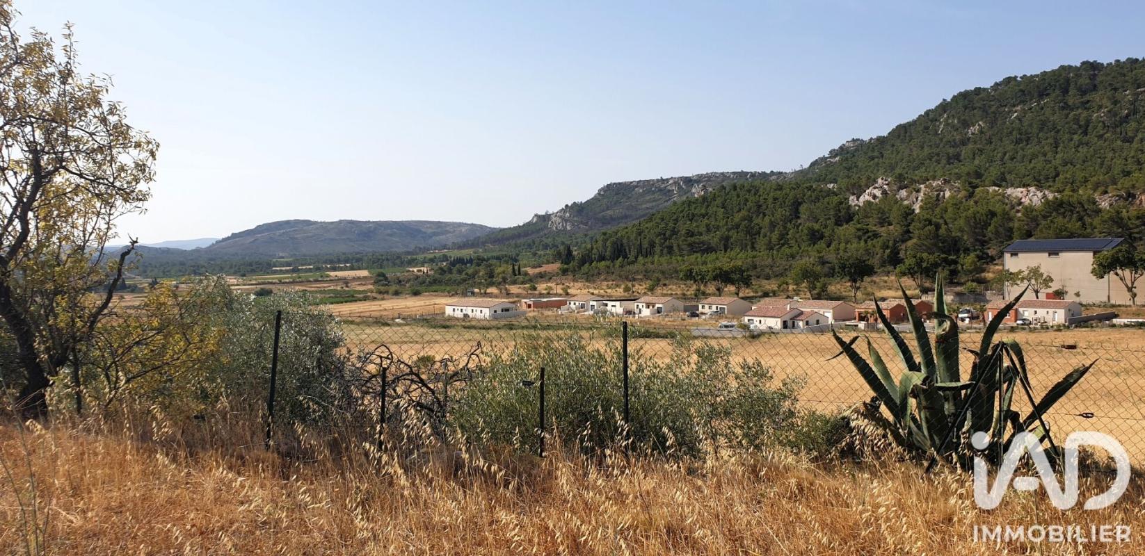 Terrain  Thézan-des-Corbières