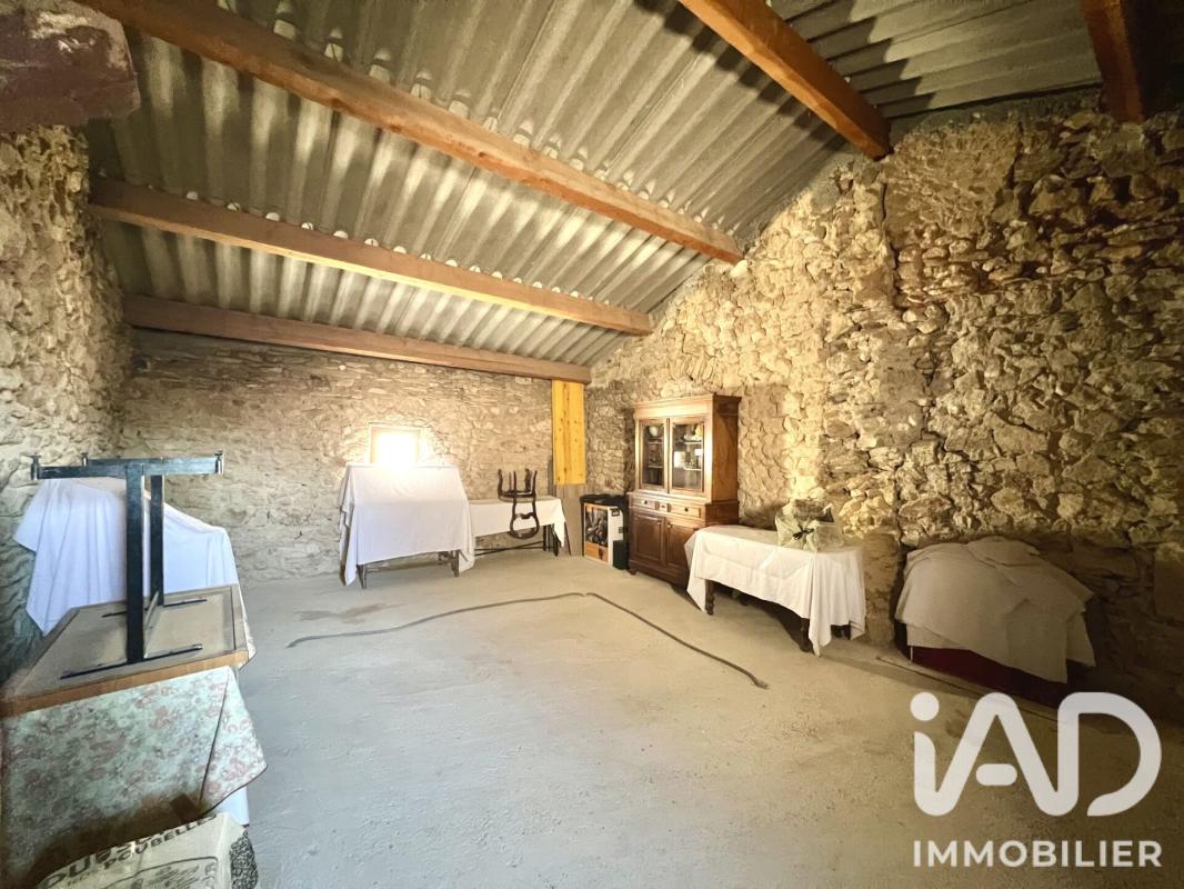 Maison 8 Pièce(s) Saint-Victor-la-Coste - Photo 19