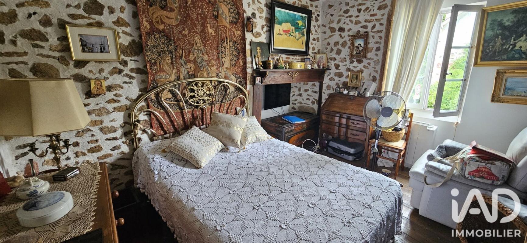 Maison 4 Pièce(s) Saint-Chamant - Photo 9